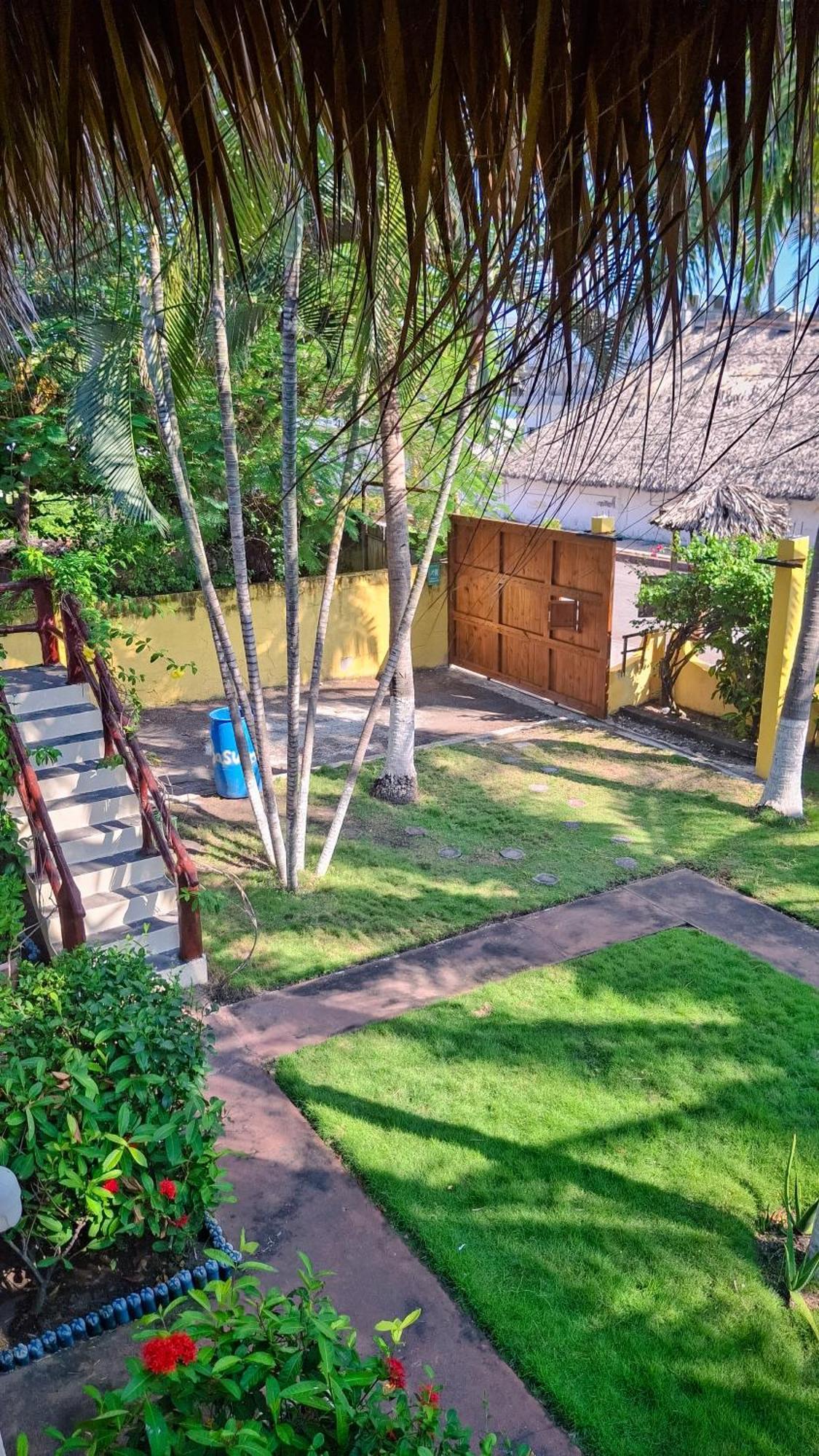 Hotel Cafe Del Sol Monterrico Luaran gambar