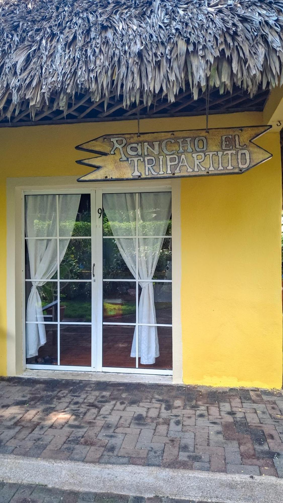 Hotel Cafe Del Sol Monterrico Luaran gambar